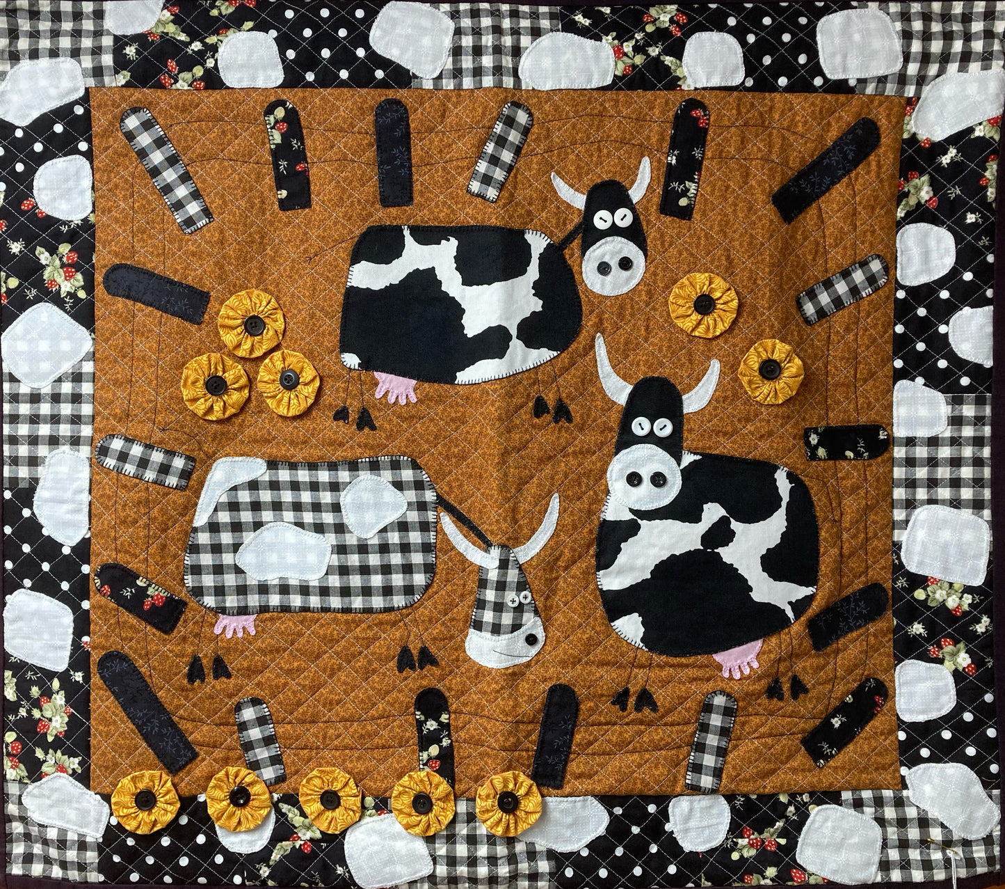 Country Cows Applique Wall Hanging - Love Patchwork